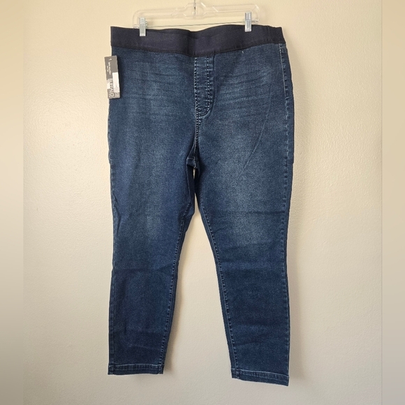 NWT Buffalo David Bitton Pull On Skinny Ankle Grazer Jeans - Picture 2 of 8